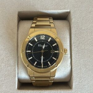 Salvatore Ferragamo Gold Men’s Swiss Made F-80 Watch